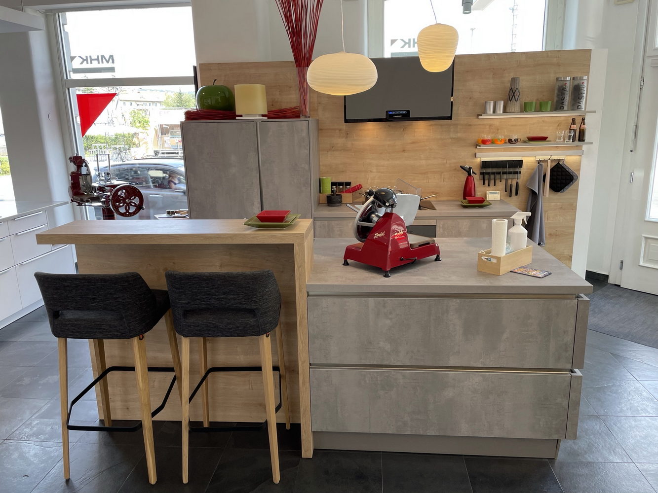 Moderne Einbauküche in Betonoptik - Abverkauf Moderne Einbauküche in Betonoptik - Abverkauf