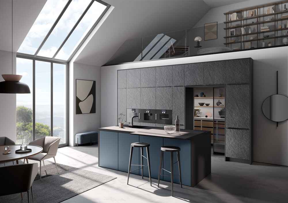 Designerküche mit Fronten in Steinoptik