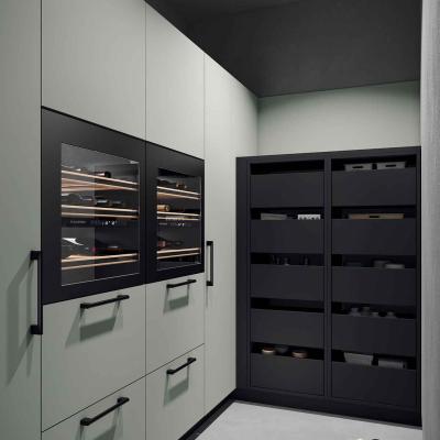 Av6000 Gl Eukalyptus Schwarz Hwr 1200x1700