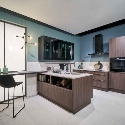 Kueche 18 Kingston Walnuss Dunkel