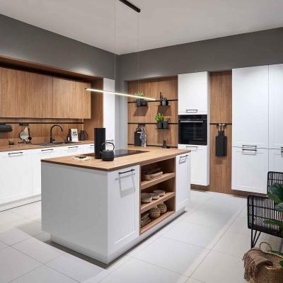 Kueche 19 Roma Kristallweiss Toronto Ulme Mocca