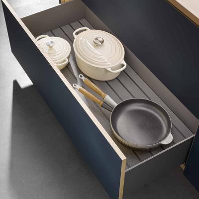 Av7080 Rauchblau Az Unten Offen2 1200x1700 1